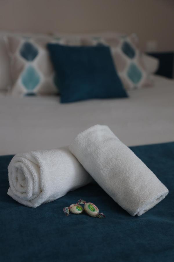 Un Hotel Sur Le Port La Rochelle  Luaran gambar