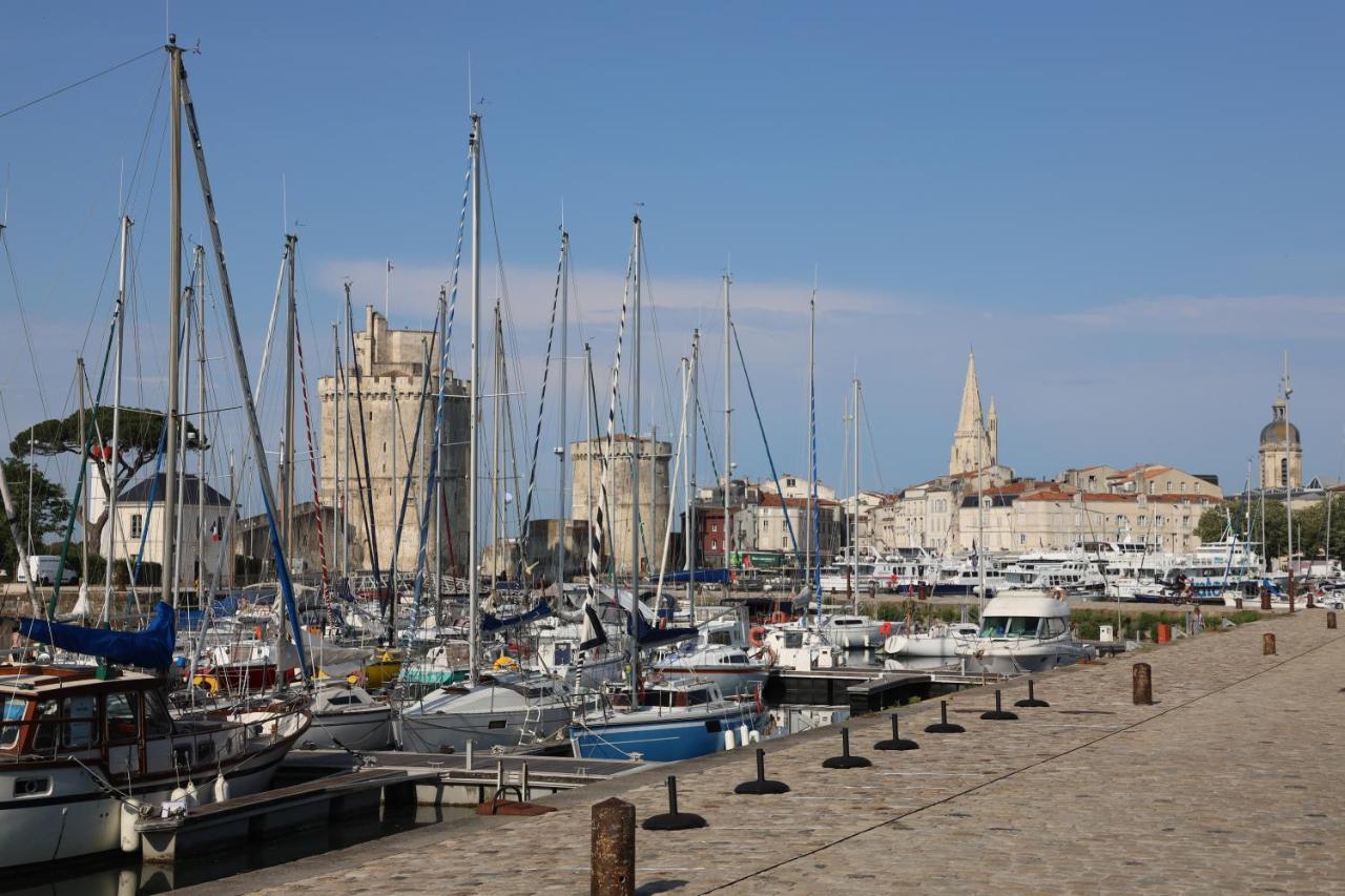 Un Hotel Sur Le Port La Rochelle  Luaran gambar
