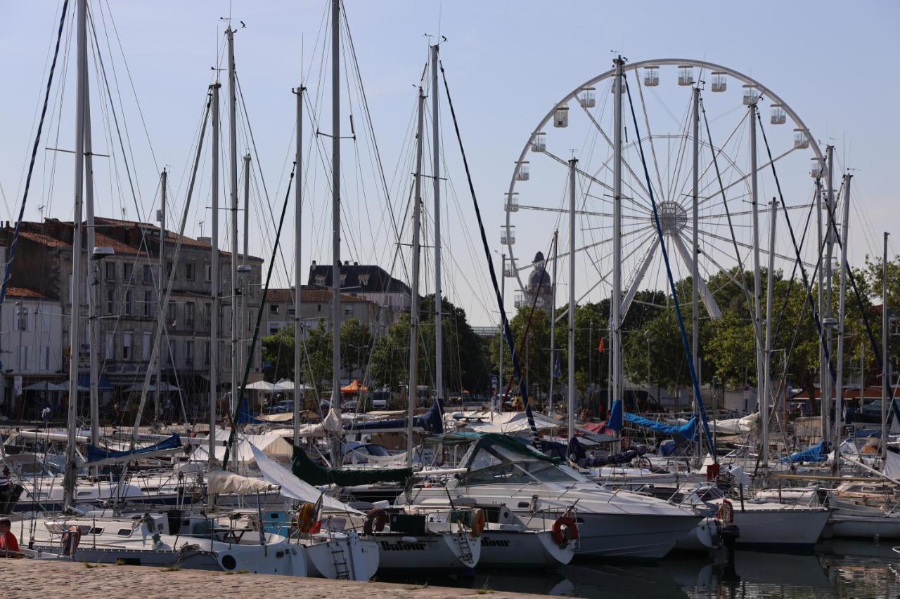 Un Hotel Sur Le Port La Rochelle  Luaran gambar